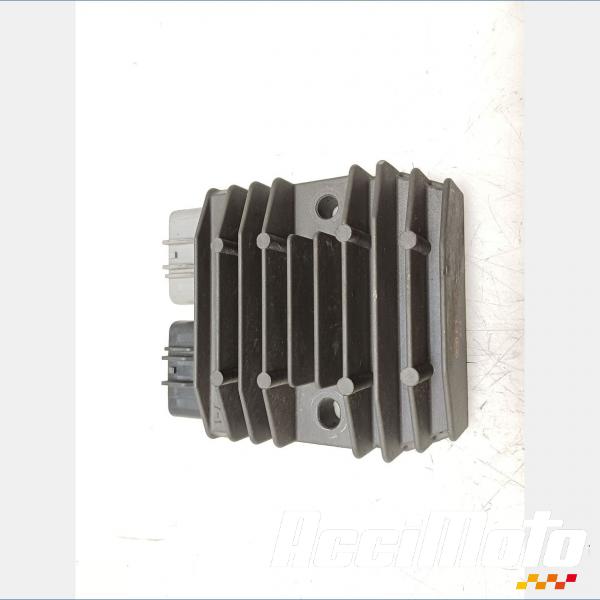 Pièce Moto Régulateur de tension  TRIUMPH STREET TRIPLE 675