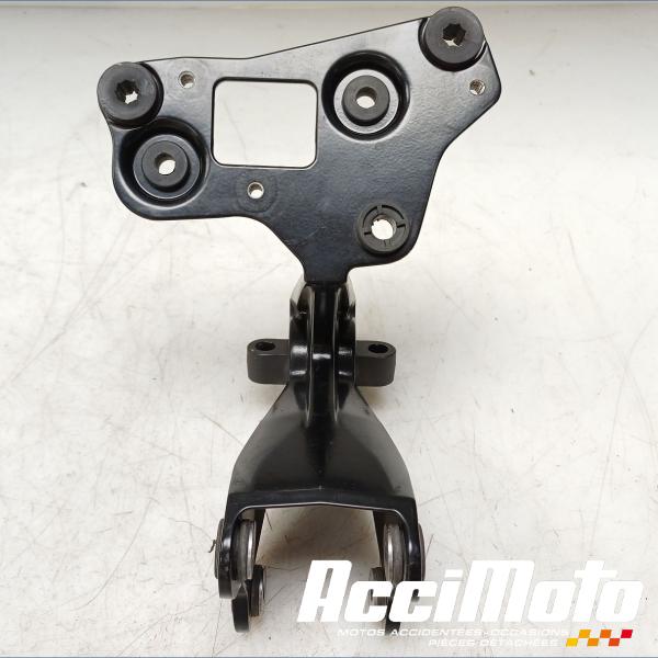 Pièce Moto Araignée (support tête de fourche) TRIUMPH STREET TRIPLE 675