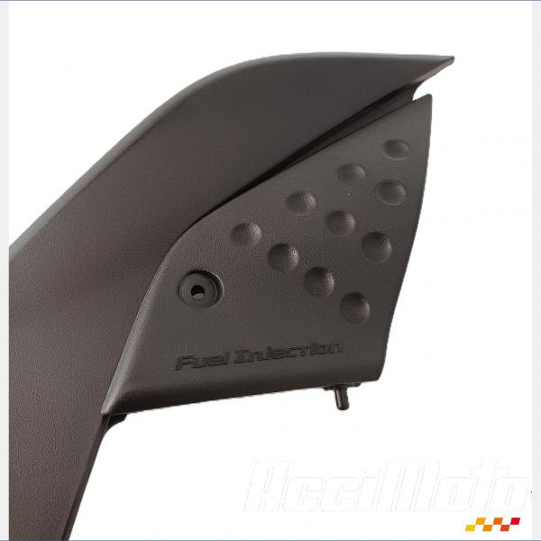 Pièce Moto Cache sous selle (droit) KAWASAKI Z 750