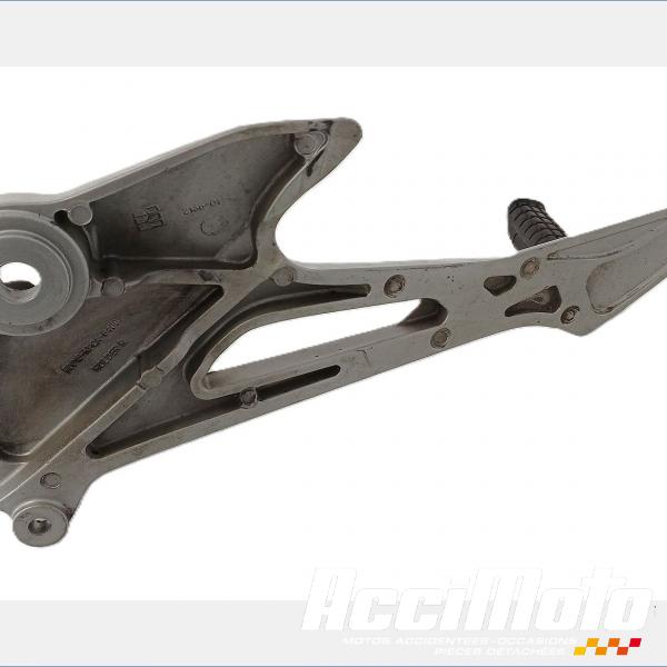 Pièce Moto Platine repose-pieds (droit) HONDA VARADERO 125