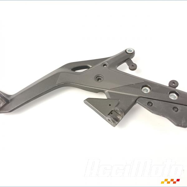 Pièce Moto Platine repose-pieds (droit) KAWASAKI ER6 N