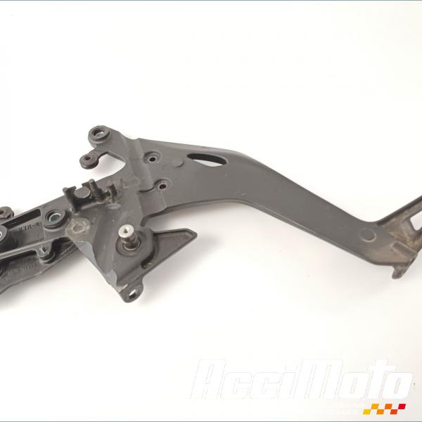 Pièce Moto Platine repose-pieds (droit) KAWASAKI ER6 N