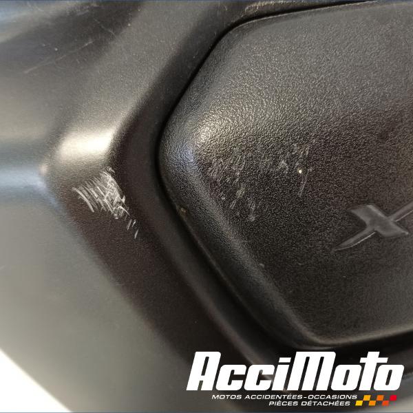 Pièce Moto Dosseret passager  YAMAHA TMAX XP530