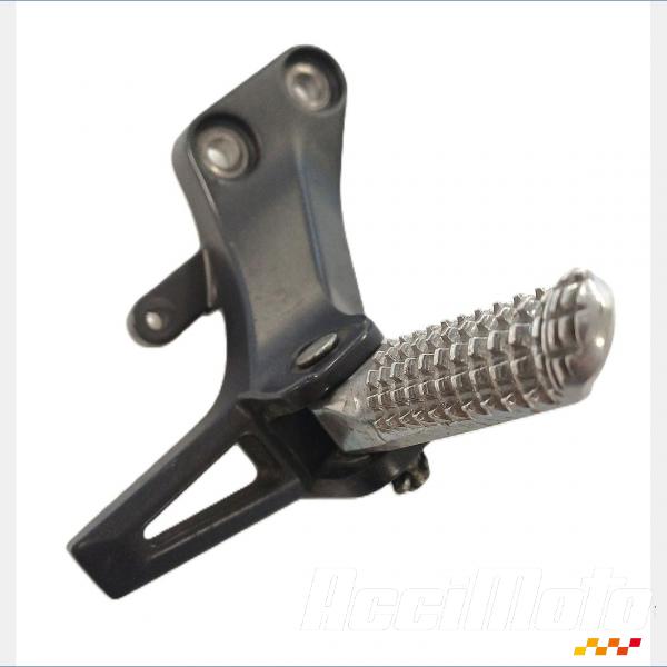 Pièce Moto Platine repose-pied arrière (droit) YAMAHA MT-09