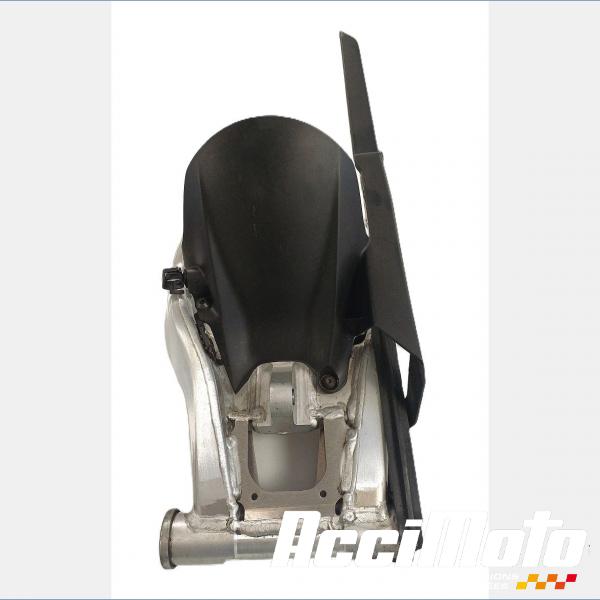 Pièce Moto Bras oscillant YAMAHA MT-09