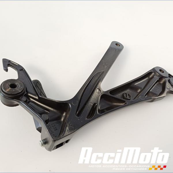 Pièce Moto Platine repose-pied arrière (gauche) SUZUKI GSXR 1340 HAYABUSA