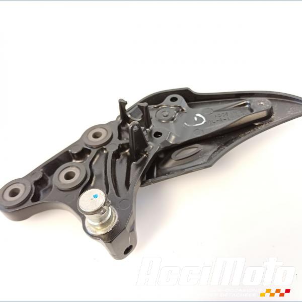 Pièce Moto Platine repose-pied avant (droit) SUZUKI GSXR 1340 HAYABUSA