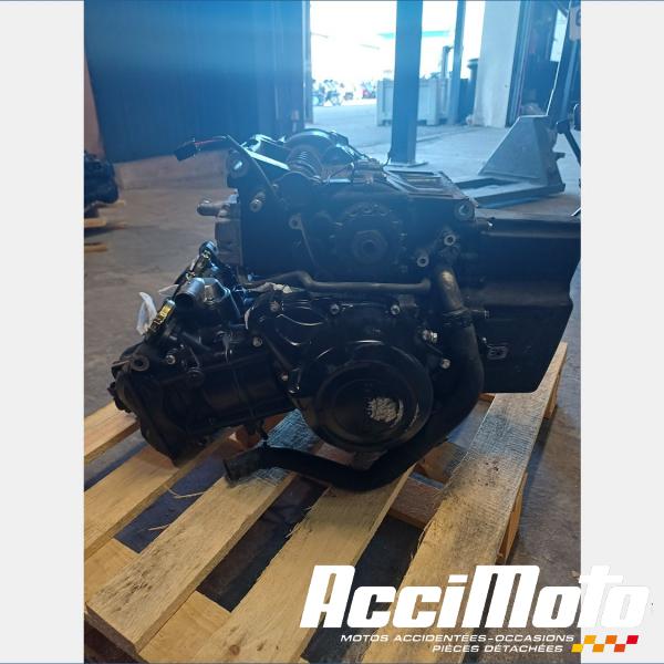 Pièce Moto Moteur TRIUMPH STREET TRIPLE 675