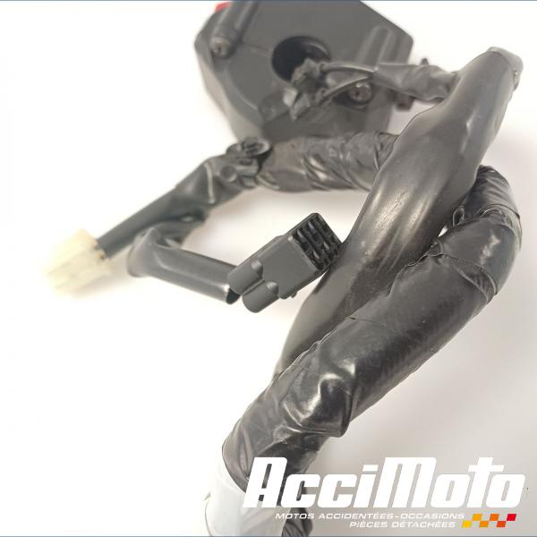 Pièce Moto Commodo (droit) YAMAHA MT-07