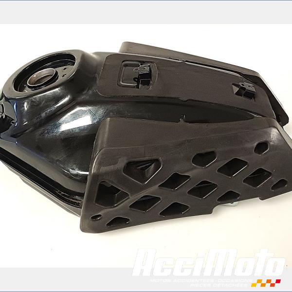Pièce Moto Réservoir d'essence  YAMAHA XSR 700