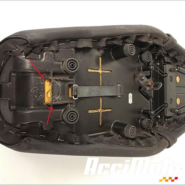 Pièce Moto Selle (origine) YAMAHA XSR 700 TRIBUTE
