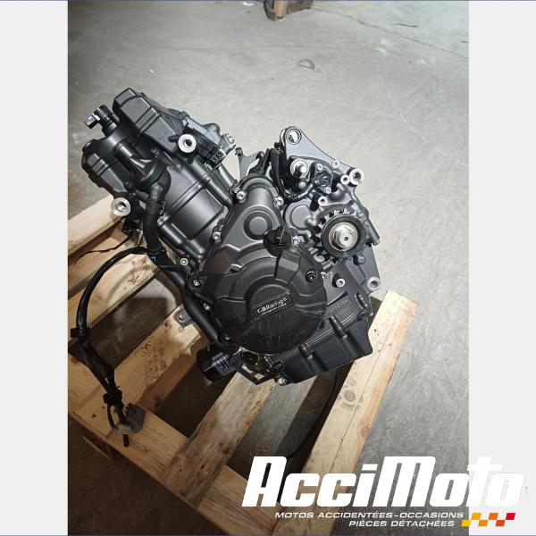 Pièce Moto Moteur YAMAHA R7 YZF