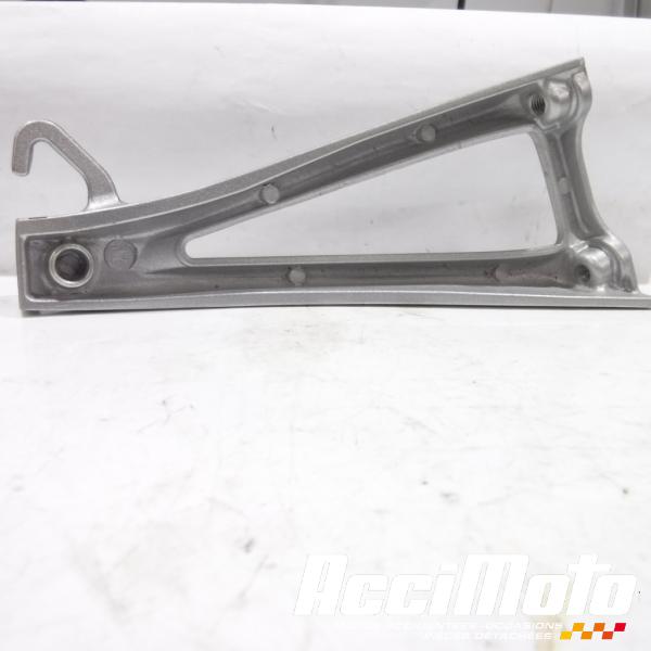 Pièce Moto Platine repose-pied arrière (gauche) YAMAHA R6 YZF600