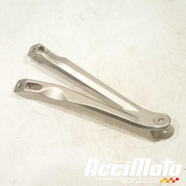 Pièce Moto Platine repose-pied arrière (droit) YAMAHA R1 YZF1000