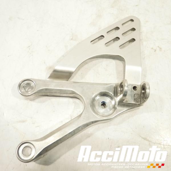 Pièce Moto Platine repose-pied avant (gauche) YAMAHA R6 YZF600