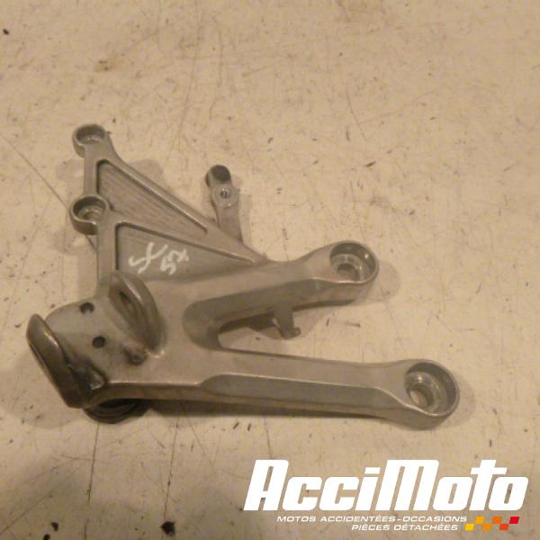 Part Motor bike Platine repose-pied avant (droit) HONDA CBR1000RR