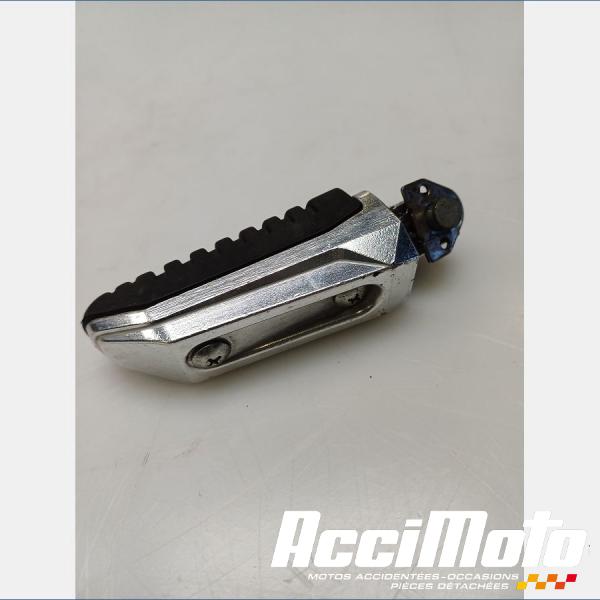 Part Motor bike Repose-pied arrière (gauche) SUZUKI GSR 600