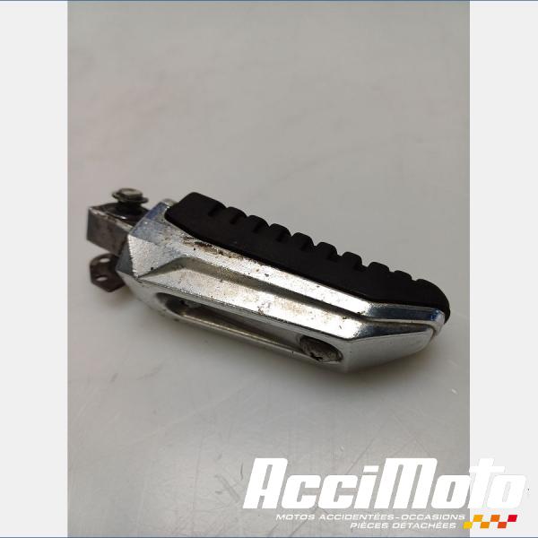 Part Motor bike Repose-pied arrière (gauche) SUZUKI GSR 600