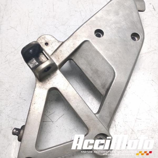 Pièce Moto Platine repose-pied avant (droit) HONDA VFR750