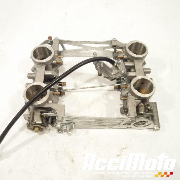 Pièce Moto Rampe d'injection (moteur) HONDA VFR800 VTEC