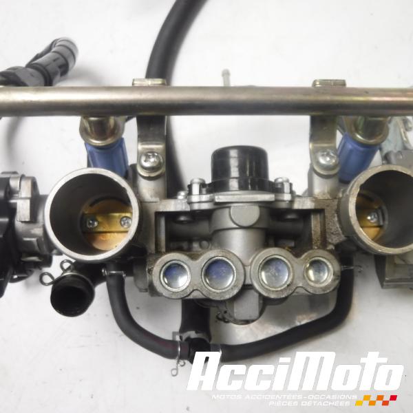 Pièce Moto Rampe d'injection (moteur) SUZUKI GSX 250R