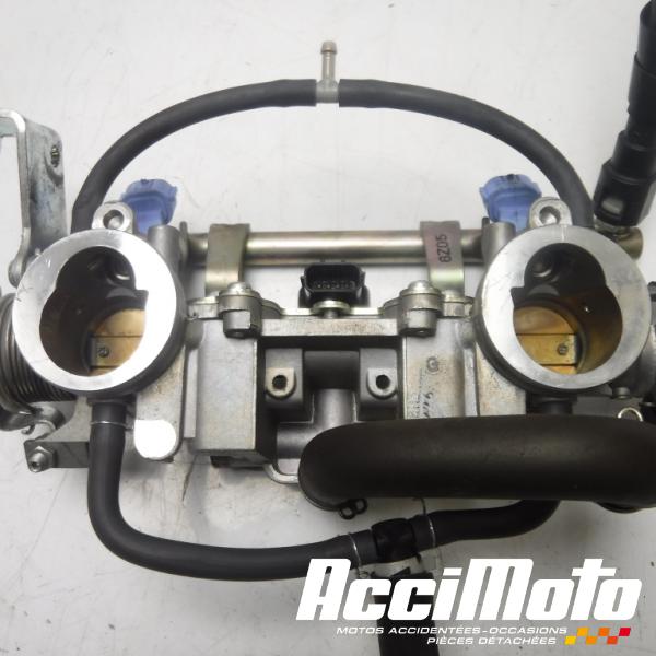 Pièce Moto Rampe d'injection (moteur) SUZUKI GSX 250R