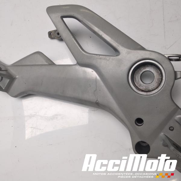 Pièce Moto Platine repose-pieds (droit) HONDA FMX650