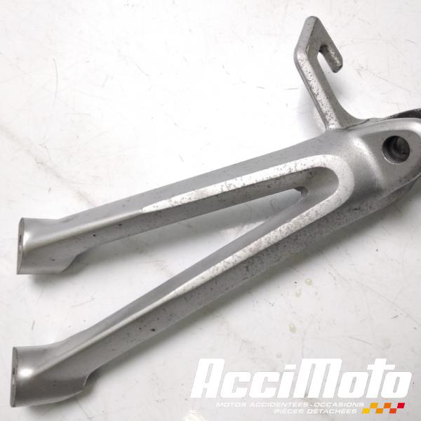 Pièce Moto Platine repose-pied arrière (gauche) SUZUKI GSXR 750