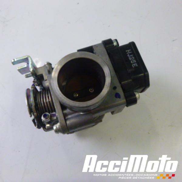 Part Motor bike Rampe d'injection (moteur) HONDA XADV 750