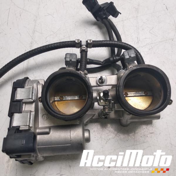 Part Motor bike Rampe d'injection (moteur) APRILIA TUONO 1100