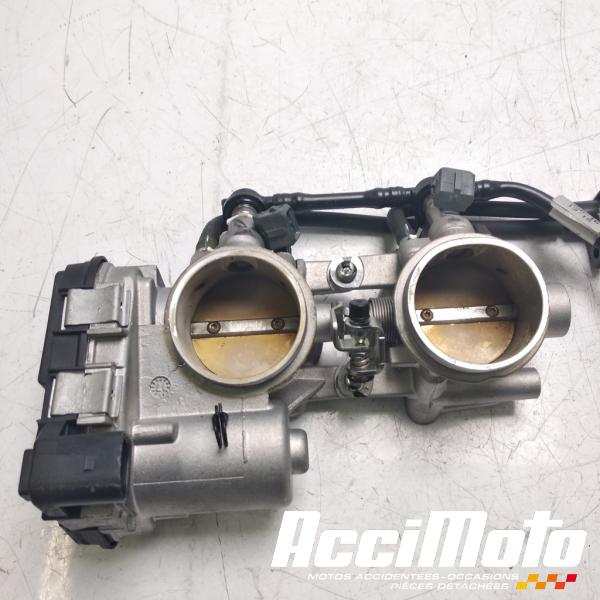 Pièce Moto Rampe d'injection (moteur) APRILIA TUONO 1100