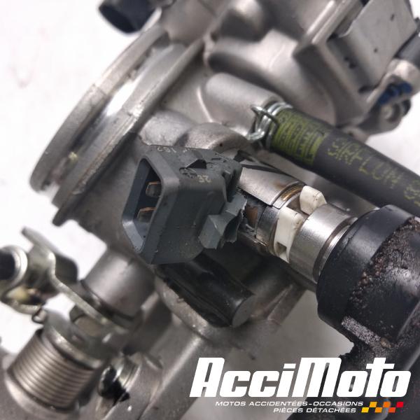 Pièce Moto Rampe d'injection (moteur) APRILIA TUONO 1100