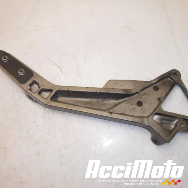 Pièce Moto Platine repose-pied arrière (gauche) HONDA HORNET CB600F