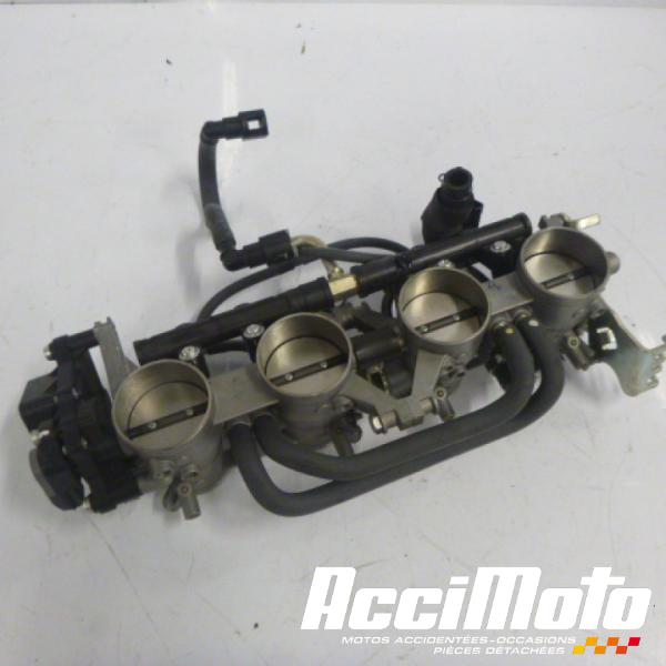 Part Motor bike Rampe d'injection (moteur) SUZUKI GSR 750