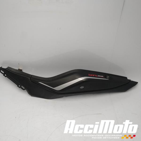 Part Motor bike Coque arrière (gauche) BENELLI BN 302