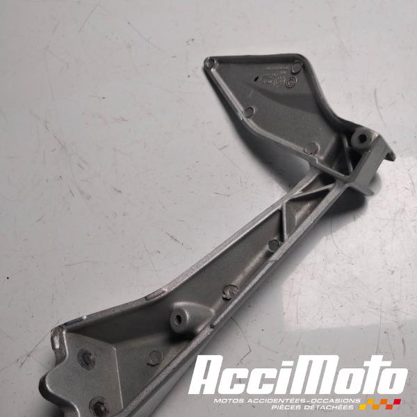 Pièce Moto Platine repose-pied arrière (droit) KTM 390 DUKE