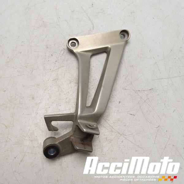 Part Motor bike Platine repose-pied arrière (droit) HONDA CBR125