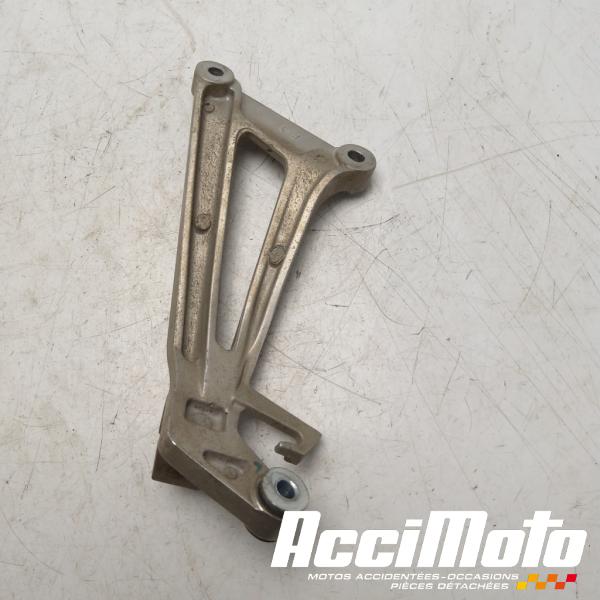 Pièce Moto Platine repose-pied arrière (droit) HONDA CBR125