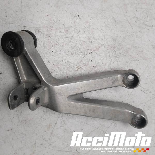 Pièce Moto Platine repose-pied arrière (droit) HONDA CBR954