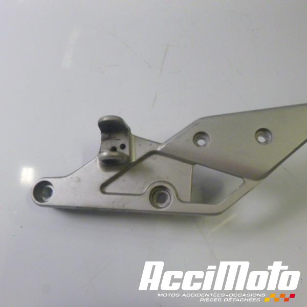 Pièce Moto Platine repose-pied avant (droit) HONDA CB1300