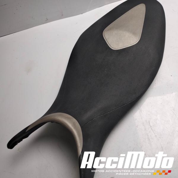 Part Motor bike Selle (origine) SUZUKI GLADIUS SFV650