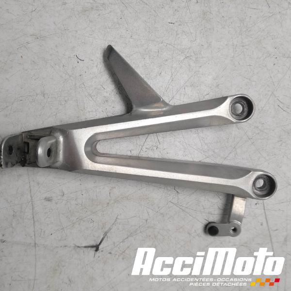 Pièce Moto Platine repose-pied arrière (droit) HONDA CBR1000RR