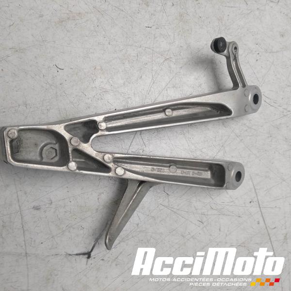 Part Motor bike Platine repose-pied arrière (droit) HONDA CBR1000RR