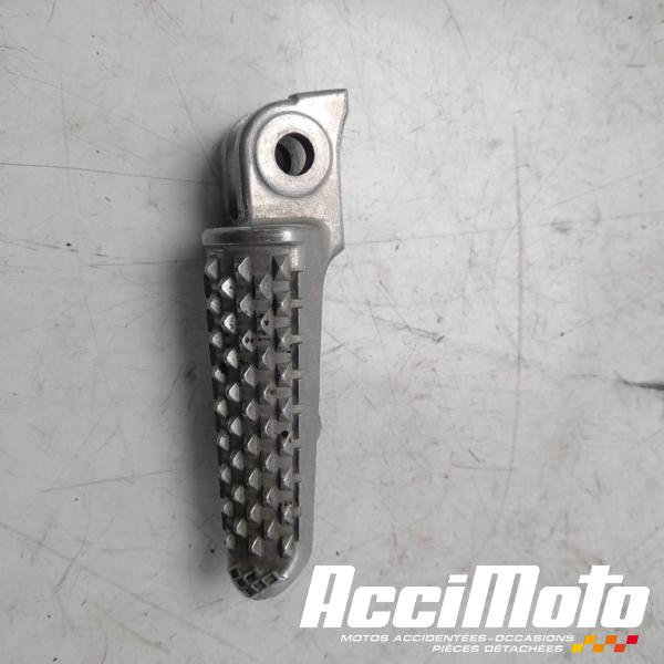 Pièce Moto Repose-pied avant (droit) HONDA CBR1000RR