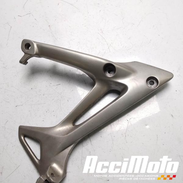 Pièce Moto Platine repose-pied arrière (droit) HONDA VFR800 VTEC