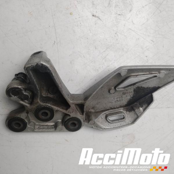 Part Motor bike Platine repose-pied avant (gauche) SUZUKI GSR 750