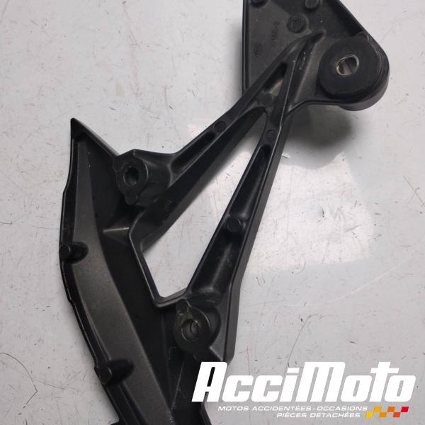 Pièce Moto Platine repose-pied arrière (droit) KAWASAKI Z 750