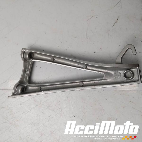 Pièce Moto Platine repose-pied arrière (droit) YAMAHA R6 YZF600