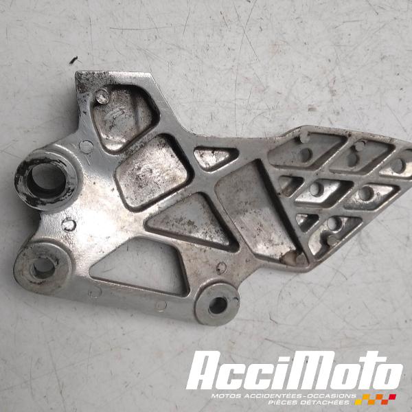 Pièce Moto Platine repose-pied avant (droit) HONDA CBR125