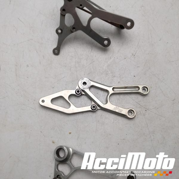 Pièce Moto Platines repose-pieds (la paire) HONDA CBR954